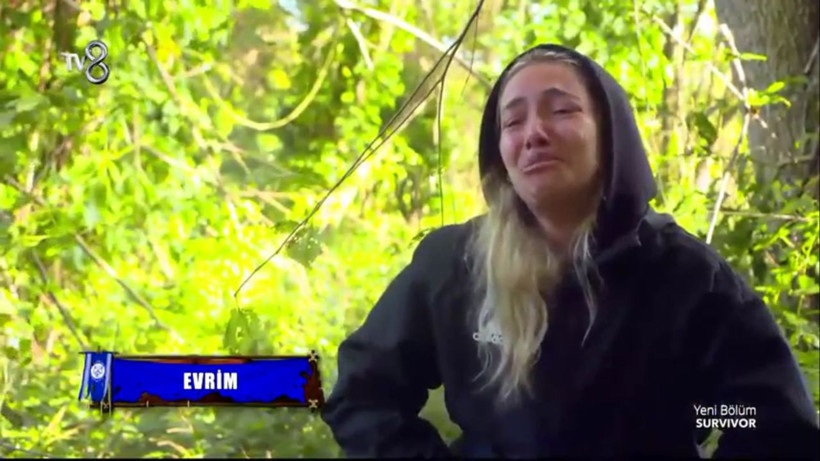 Survivor Evrim Keklik tuvalet derdiyle ağladı! Instagramına bakın kim çıktı - Resim: 4