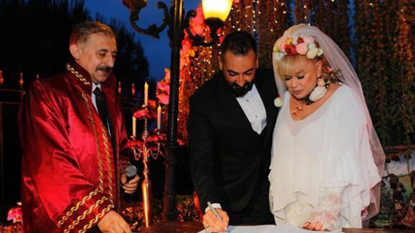 Dolandırıcılık iddiaları şoke etmişti! Zerrin Özer eski eşiyle tekrar barıştı - Resim: 1