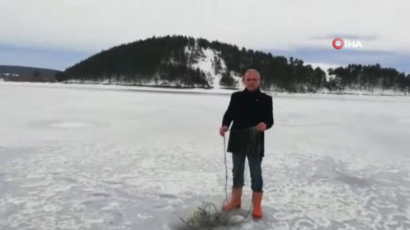 Baraj donunca ortaya çıktı! Kastamonu'da balıkçı ağlarına takıldı - Resim: 3