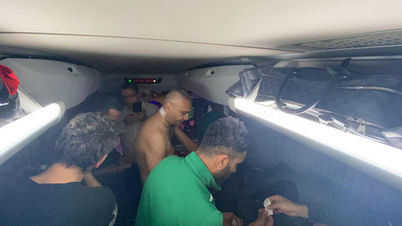 Alanyaspor kafilesine taşıyan takım otobüsünün camını patlattılar - Resim: 3