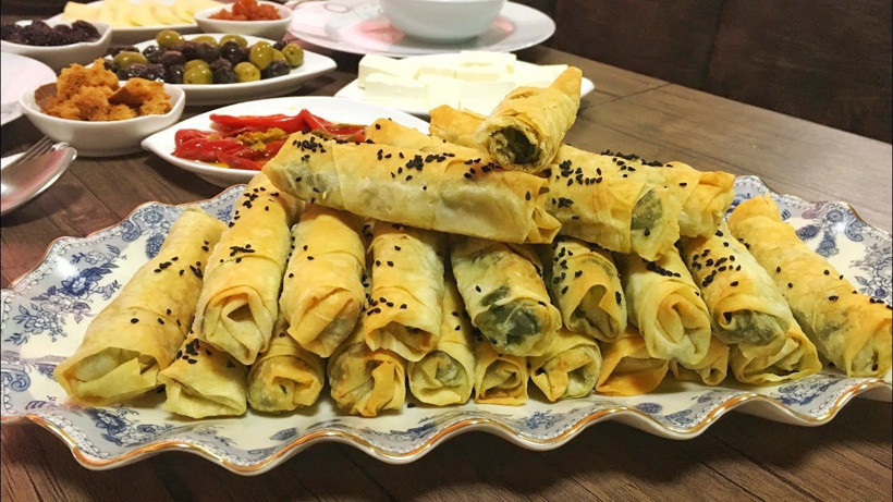 Otlu börek nasıl yapılır enfes bir lezzet! - Resim: 3