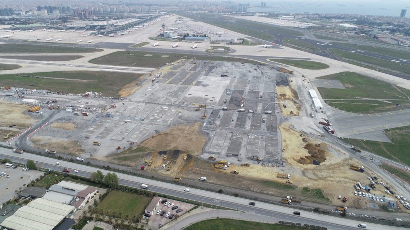 Atatürk Havalimanı'nda yapımı süren hastanenin temeli ortaya çıktı - Resim: 4