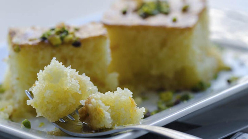 İrmik tatlısı nasıl yapılır güzelliği şerbetinde! - Resim: 1