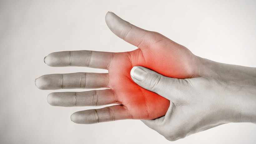 Sıklıkla klavye kullananlarda görülen karpal tünel sendromu nedir? - Resim: 1