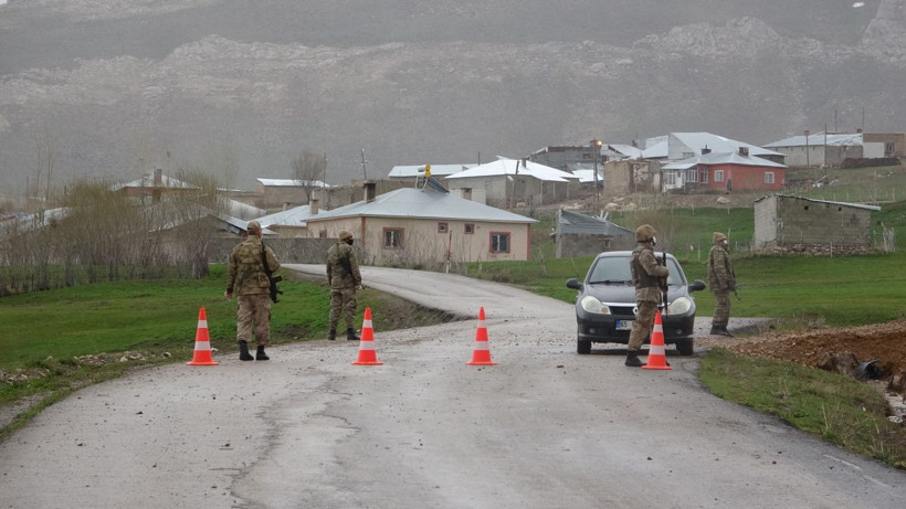 Türkiye'de yeni vakaların görülmesiyle bazı bölgelerde karantina uygulandı - Resim: 2