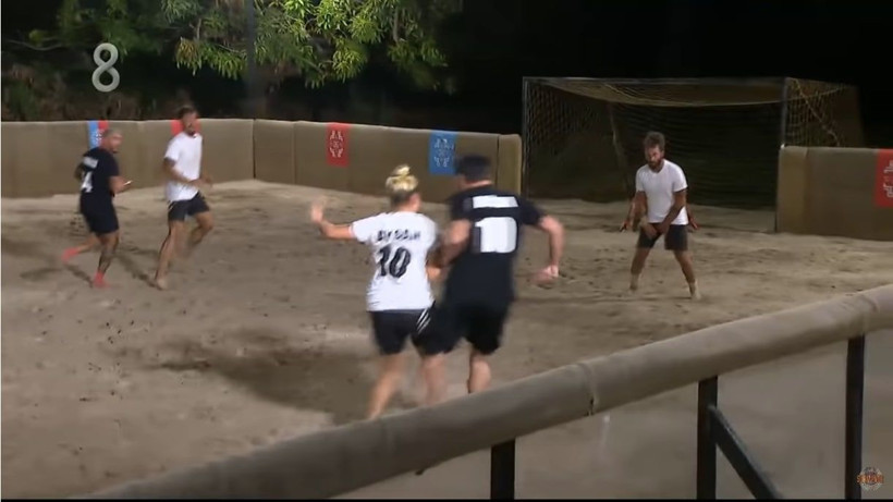 Survivor'da Aycan Acun Ilıcalı'yı sahaya serdi futbol maçı öncesi mesajını verdi - Resim: 4