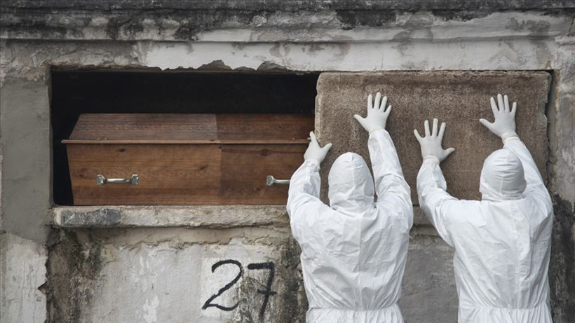 Salgında bir ilk! Korona dehşeti Brezilya'yı sardı bir günde tam 54 bin vaka - Resim: 2