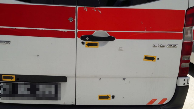 Diyarbakır'da doğum vakasına giden ambulansa silahlı saldırı - Resim: 4