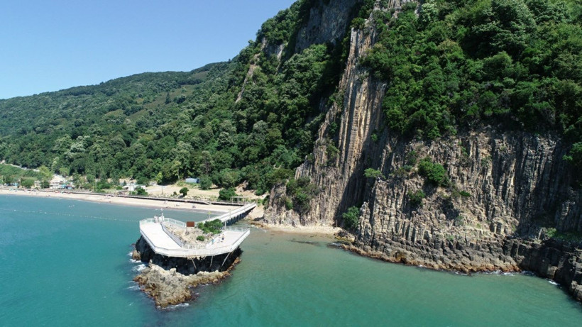 Dünyada sadece 4 yerde var! Bartın'daki 80 milyon yıllık bir lav sütunları - Resim: 1