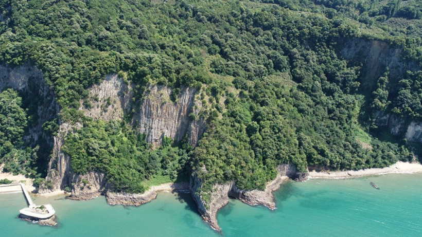 Dünyada sadece 4 yerde var! Bartın'daki 80 milyon yıllık bir lav sütunları - Resim: 2