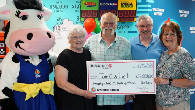 Eski dostuna verdiği sözü tuttu 22 milyon dolarlık büyük ikramiyeyi paylaştı - Resim: 1