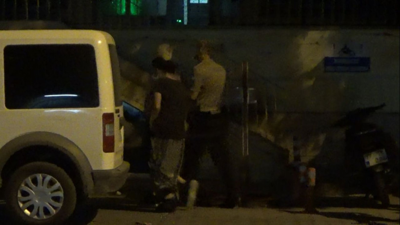 Çanakkale'de iğrenç olay 9 yaşındaki ikiz kız kardeşler her şeyi halalarına anlattı - Resim: 2