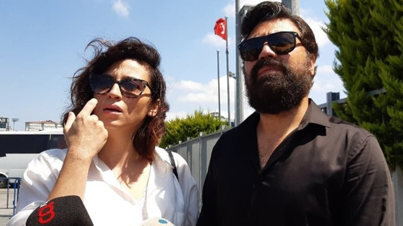 Eşi Burcu Gönder'in tektaşını satan Bülent Emrah Parlak boşandı - Resim: 1