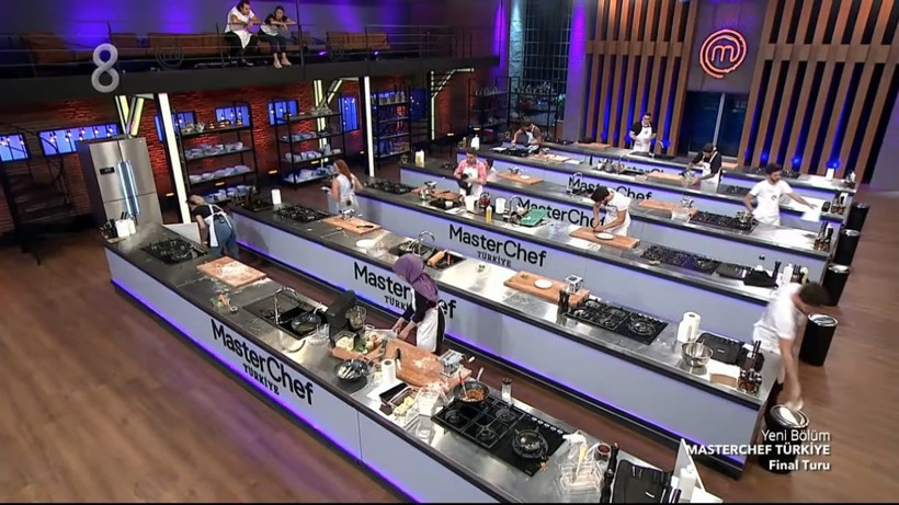 TV8 MasterChef Türkiye'de Büşra o hatayı yapınca kendisini yere atıp ağladı - Resim: 1