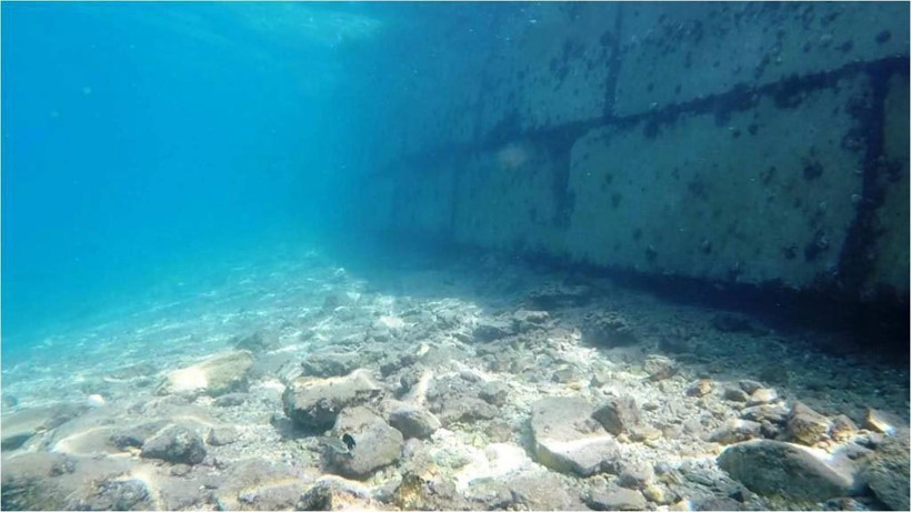 Bodrum'da deniz dibinde kaçak yapılar ortaya çıktı metrelerce uzunlukta - Resim: 4