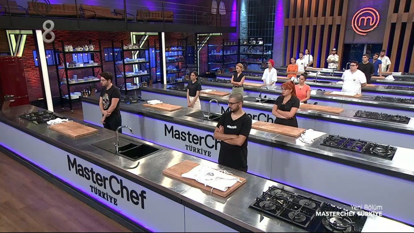 MasterChef Türkiye'de takımlar ilk dakikada birbirine girdi Eray ve Serhat atışması - Resim: 4