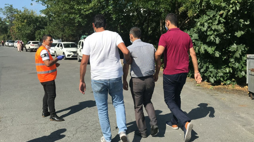 İstanbul Şişli Nikah Salonu önünde sahte görevli alarmı - Resim: 3