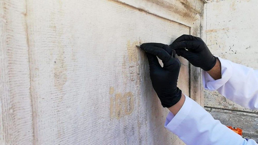 Bu kadar da olmaz! 1890 yıllık tarihi kapıya bakın ne yazdılar - Resim: 2