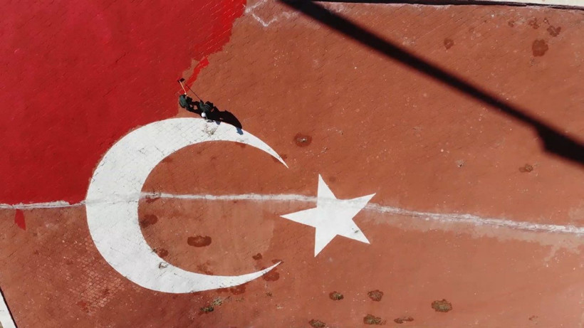 Kırıkkale'de 43 ilin geçiş güzergahında yer alıyor! Bakımı için 250 kilo boya kullanılacak - Resim: 1