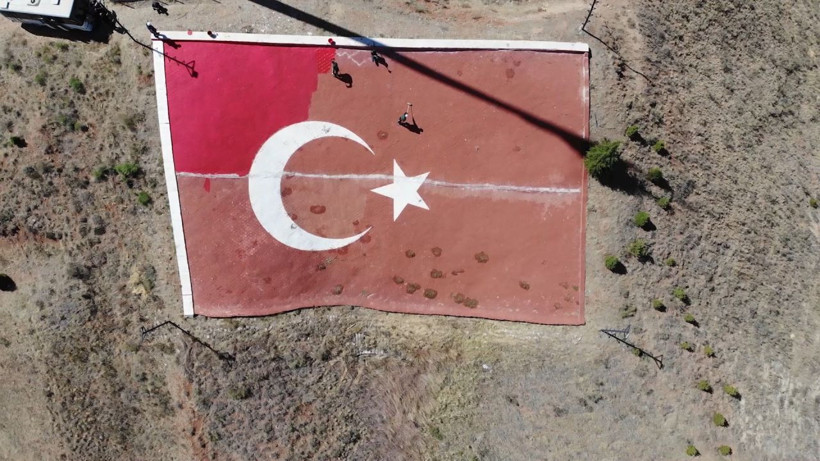 Kırıkkale'de 43 ilin geçiş güzergahında yer alıyor! Bakımı için 250 kilo boya kullanılacak - Resim: 2