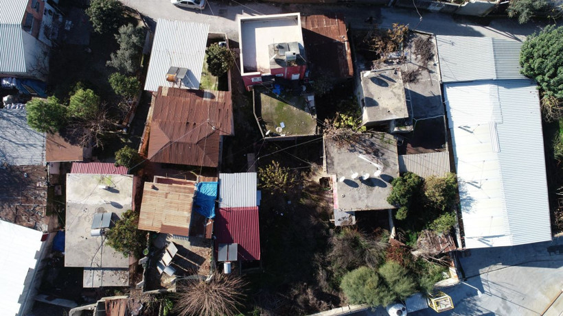 Tarsus'taki gizemli ev! MİT gözetiminde kazılmıştı komşular sesler duymaya başladı - Resim: 1