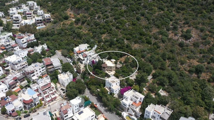 Kaçak eklentileri ile gündem olmuştu! Can Dündar’ın Bodrum’daki villasına el konuldu - Resim: 1