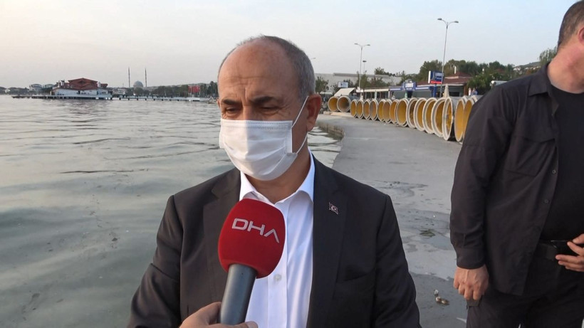 Gürpınar’dan Büyükçekmece koyuna kadar kirlettiler gemideki pis su denize bırakılınca... - Resim: 2