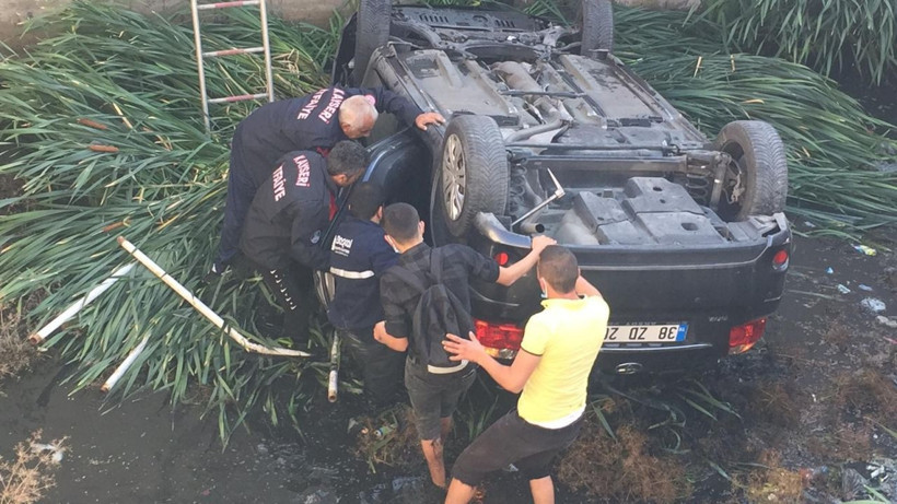 Kadın sürücü feci şekilde can verdi arka koltuktaki detay kahretti - Resim: 4