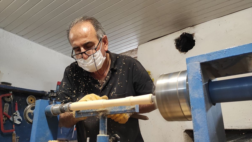 Bingöl'de emekli olan adam hiçbir eğitim almadan yapıyor! Yılda 2 tane satıyor - Resim: 2