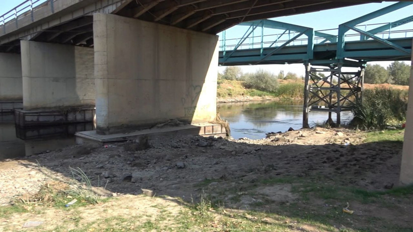 Türkiye'nin en uzun nehri Kızılırmak kuruyor! Toplu balık ölümleri başladı - Resim: 4