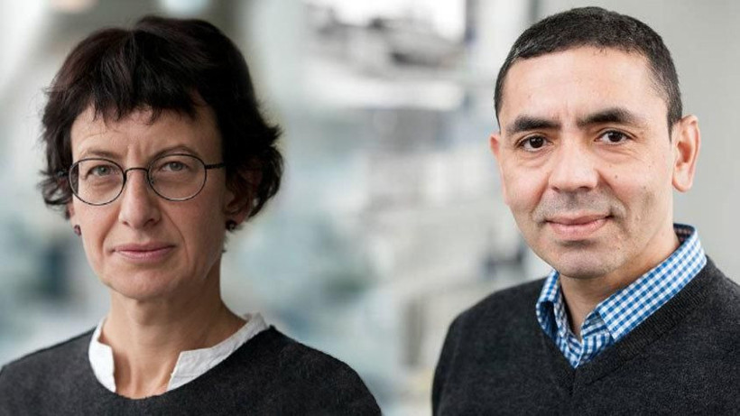 Korona aşısını bulan Uğur Şahin ve Özlem Türeci! Mütevazi bir evi var arabası yok işe bisikletle gidiyor - Resim: 4