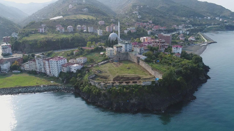 Trabzon'da 8 mezar bulundu herkesi heyecan sardı! İkinci kazı başlıyor - Resim: 1