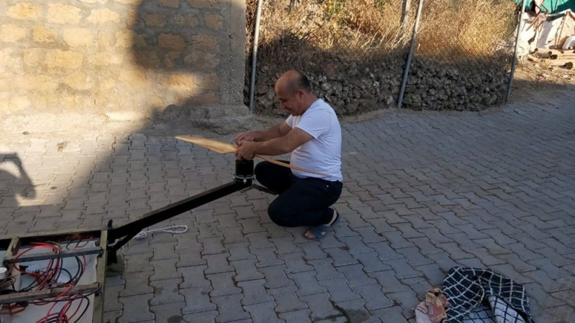 Siirt'te kıt kaynaklarla uçan araba yaptı buzdolabı motoruyla uçurmayı başardı - Resim: 2