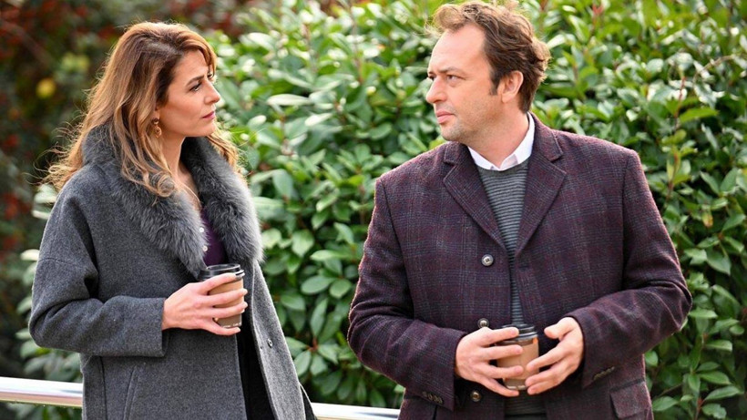 Kanal D Hekimoğlu oyuncusu Okan Yalabık'ın 12 yaş küçük sevgilisi bakın kim çıktı - Resim: 2