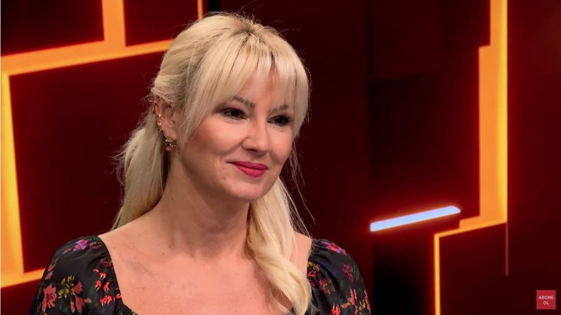 Pınar Altuğ 'seksi bir gecelik giyip Tamer Karadağlı ile öpüşmedim' deyip açıkladı - Resim: 4