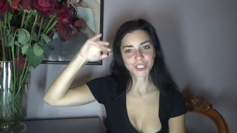 Merve Boluğur siyah minisiyle poz verdi İnstagram'ı yaktı geçti! Takipçilerini mest etti - Resim: 1