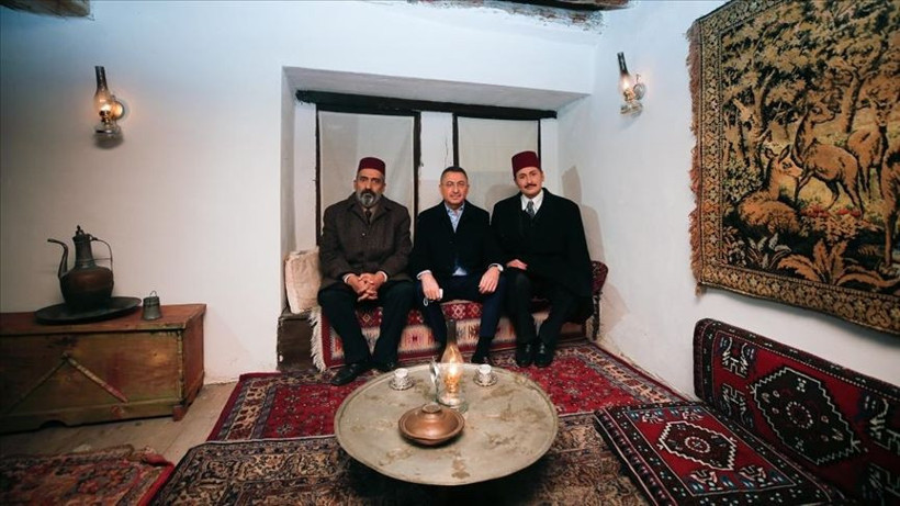 Akif filminde Mehmet Akif Ersoy'u canlandıran Yavuz Bingöl'e tepki! 'Cahil...' - Resim: 4