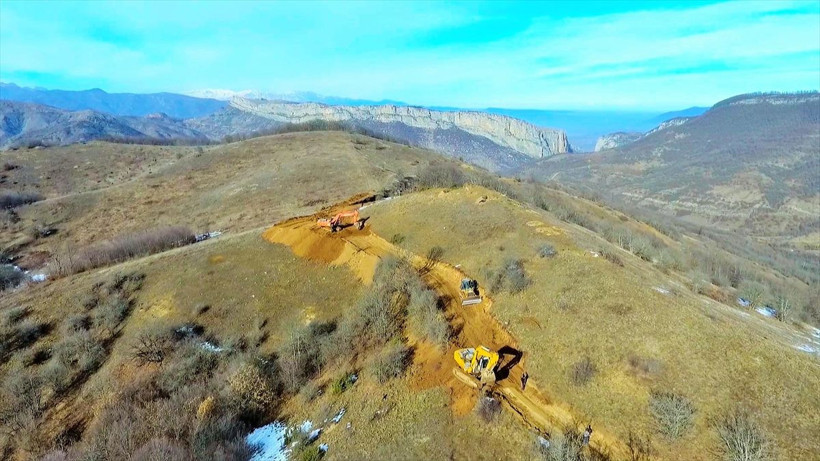 Türk şirketlerinin de çalışmasıyla Şuşa'ya giden Zafer Yolu eylülde hazır olacak - Resim: 4