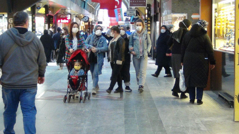 Altın düştü, düğün yapacaklar kuyumculara koştu! Uzmanı uyardı: Altın tekrar zirveyi görecek - Resim: 4