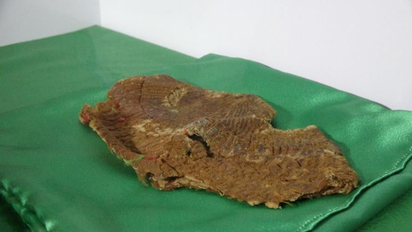 Hakkari'de dedelerinden kaldı! HZ. Muhammed'e ait kutsal emanetleri saklıyor - Resim: 1