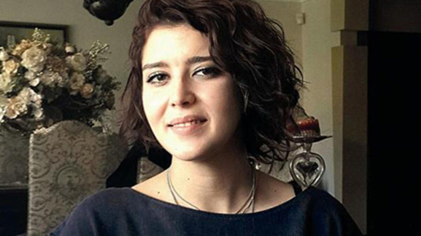 İfşa edilen Senem Kuyucuoğlu cinsel yönelimini Exxen'de anlattı: Öldürmek istedim - Resim: 4