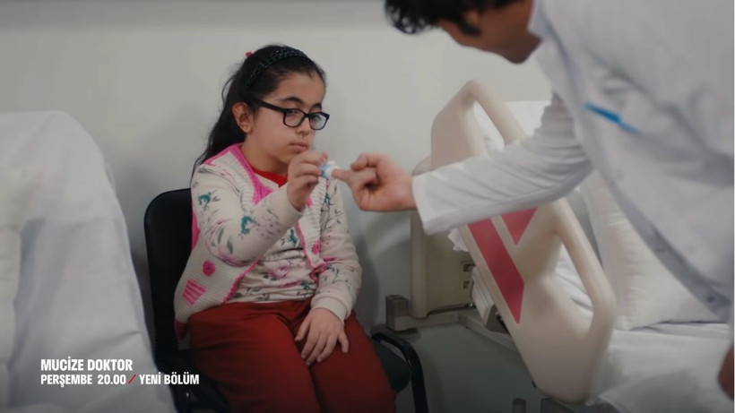 Mucizeler geri dönüyor FOX TV Mucize Doktor'da şaşırtan değişiklik! - Resim: 4