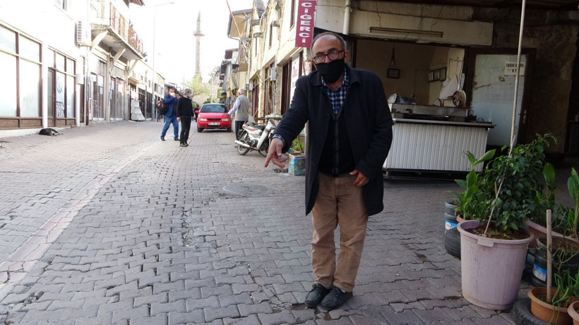 Adana'da gece gündüz havadan yağıyor şaka sandılar gerçek çıktı! Halk şaşkına döndü - Resim: 3