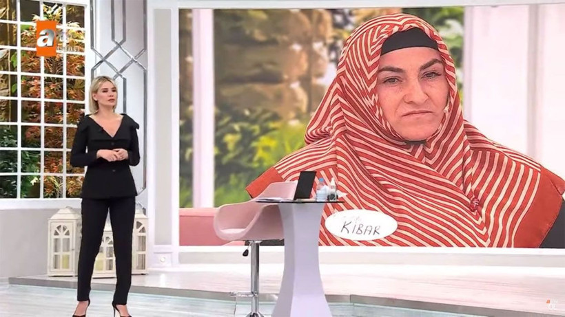 Esra Erol hastaneye kaldırıldı iddiası olay! Kibar suikast yapmış dediler - Resim: 3