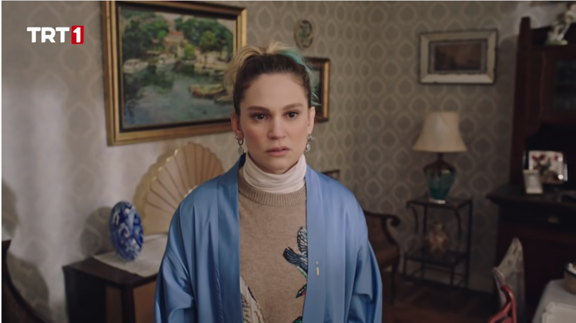 Masumlar Apartmanı'nı yıkan tokat sahnesinde Ezgi Mola Farah Zeynep bakın neler yaşamış - Resim: 4