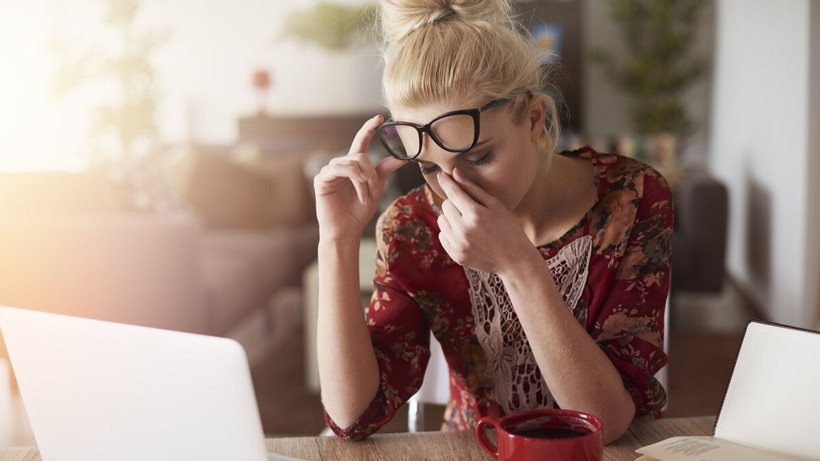 Gözde sinek uçuşması neden olur tedavisi var mı? - Resim: 3