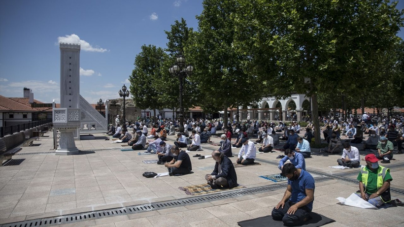Bayram namazı saatleri! İşte İstanbul, Ankara, İzmir ve diğer illerde bayram namazı vakitleri - Resim: 1
