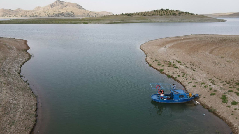 Keban Barajı'nda yaşıyor Robinson Ziya dede adasına kavuştu - Resim: 4
