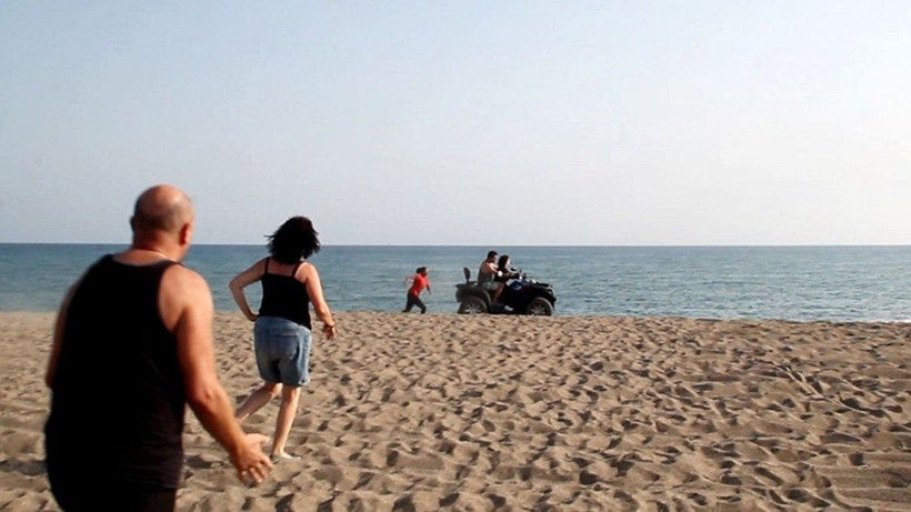 Antalya'da rezil görüntü! Caretta yuvalama alanına ATV ile daldılar - Resim: 4