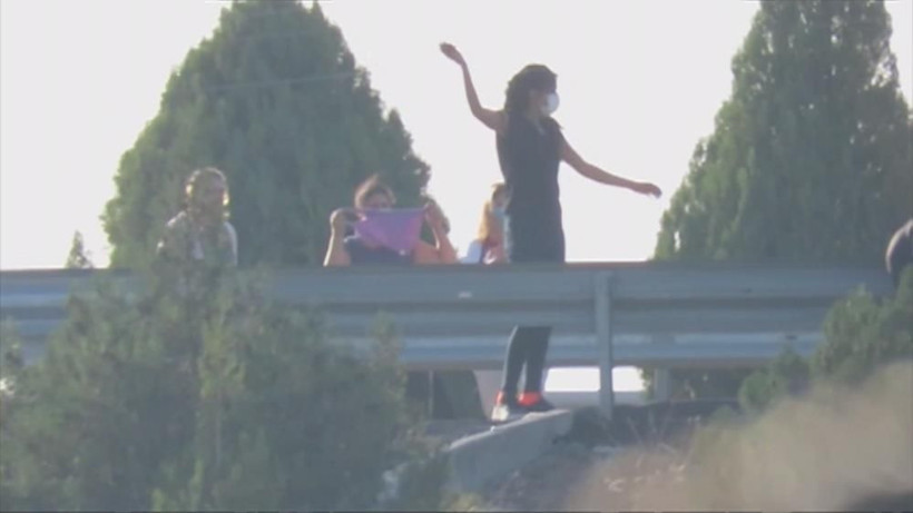 Adana'da 'Cono' aşireti kadınları otoyolu esir aldı! Fuhuş oyunuyla kandırıp gasp ettiler - Resim: 1